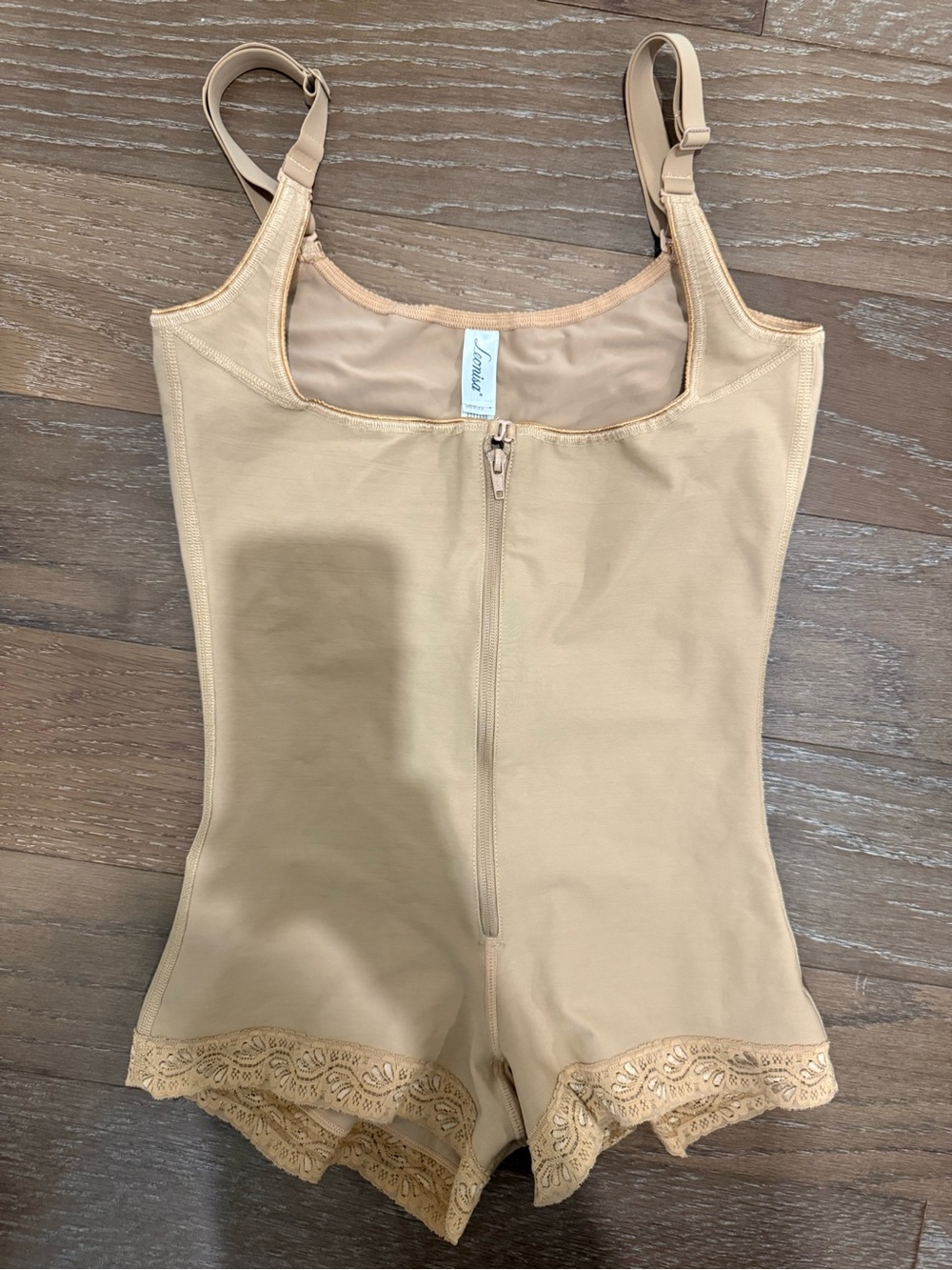 Beige Firm-Shape High-Waist Bodysuit with Front Zip Lift post op - Picture 4 of 13